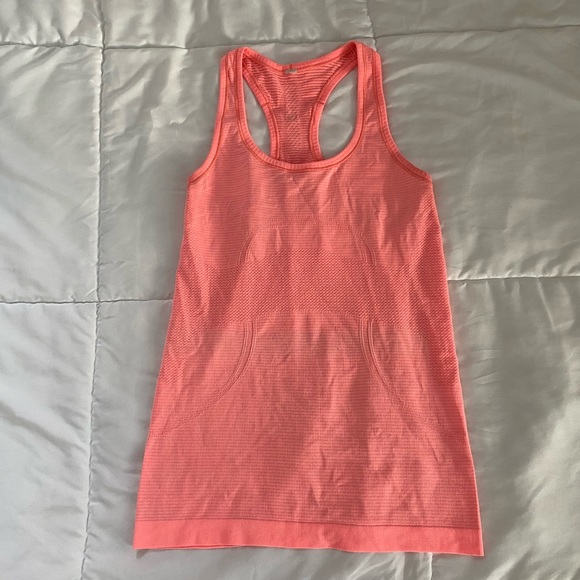 Lululemon Swiflty Tech Racerback - Picture 5 of 8